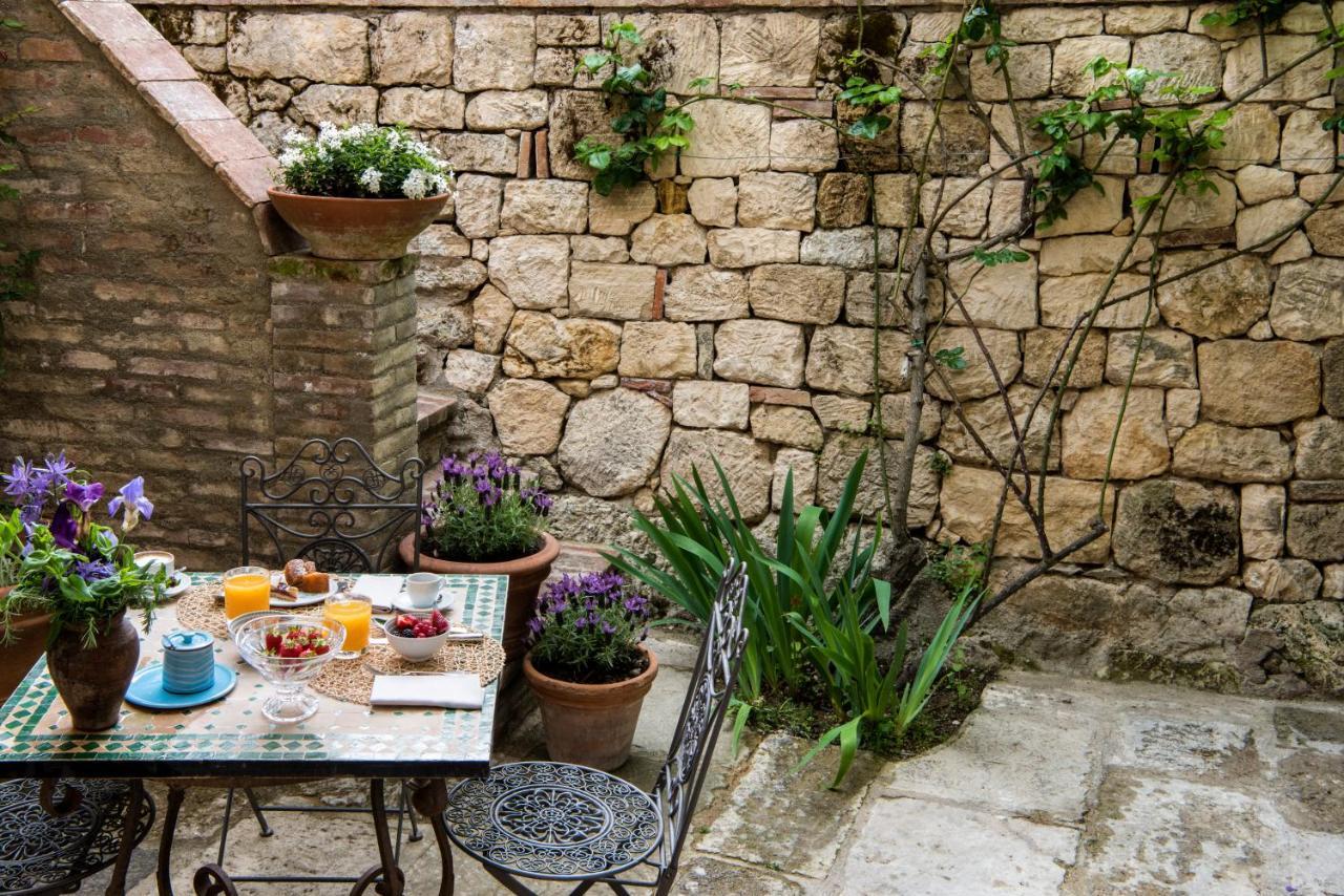 Borgo Pignano Tuscany Eksteriør billede