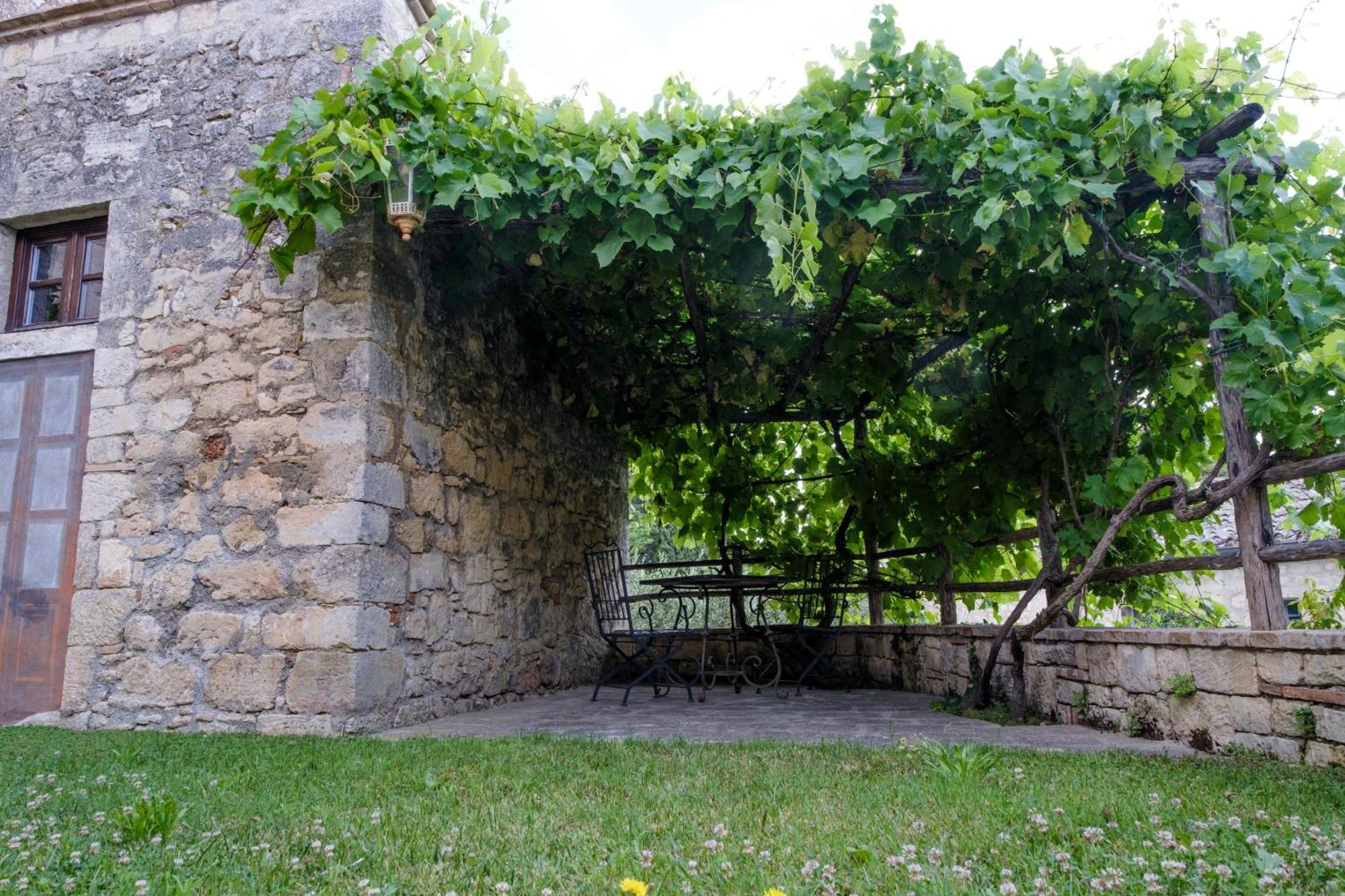 Borgo Pignano Tuscany Eksteriør billede